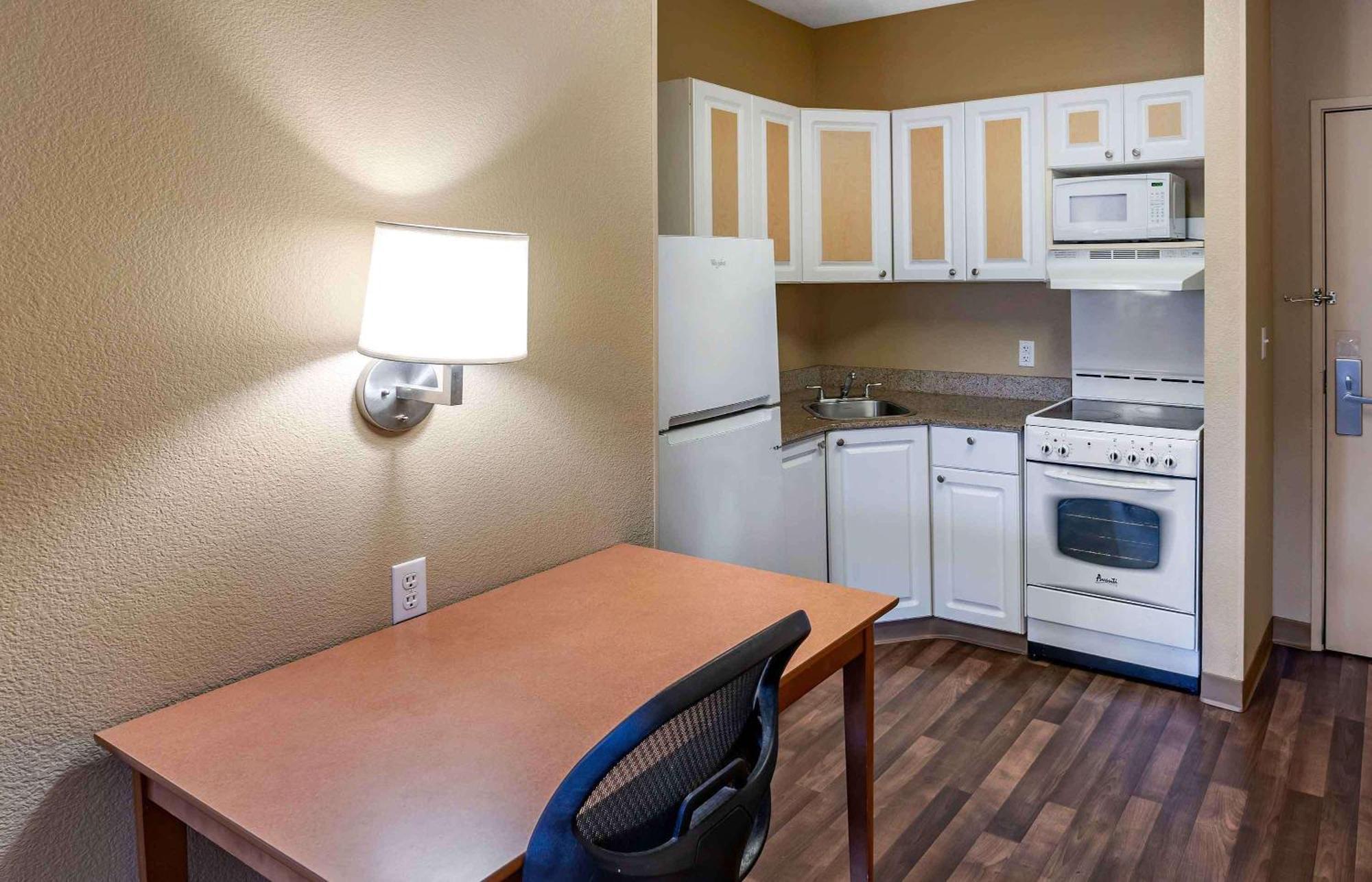 Extended Stay America Suites - San Rafael - Francisco Blvd East Zewnętrze zdjęcie