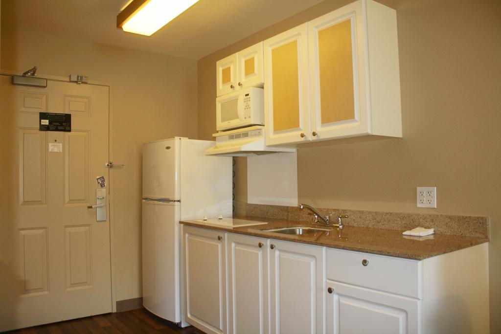 Extended Stay America Suites - San Rafael - Francisco Blvd East Zewnętrze zdjęcie